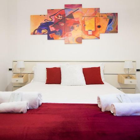 8- Tourist House Bologna - Light House - Self Check-In Apartment ภายนอก รูปภาพ