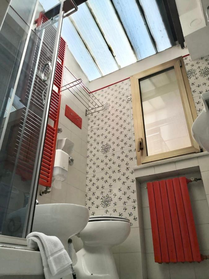 8- Tourist House Bologna - Light House - Self Check-In Apartment ภายนอก รูปภาพ