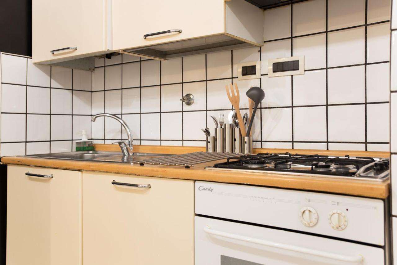 8- Tourist House Bologna - Light House - Self Check-In Apartment ภายนอก รูปภาพ