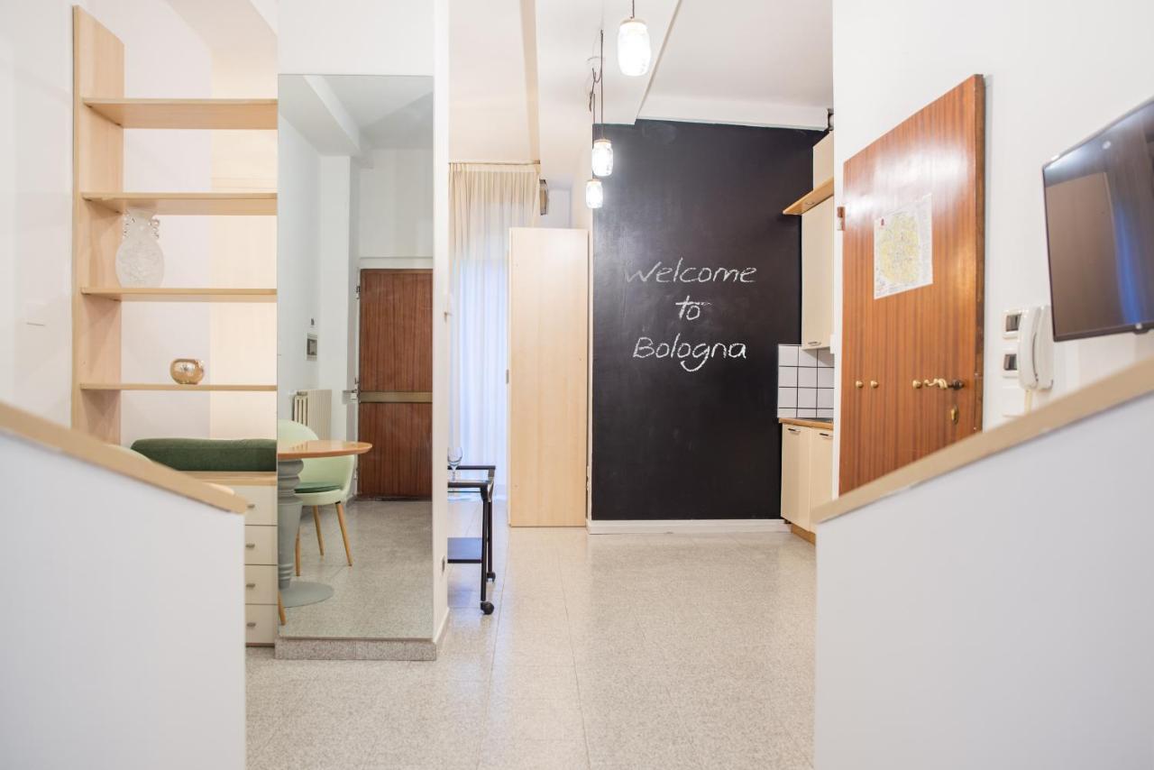 8- Tourist House Bologna - Light House - Self Check-In Apartment ภายนอก รูปภาพ