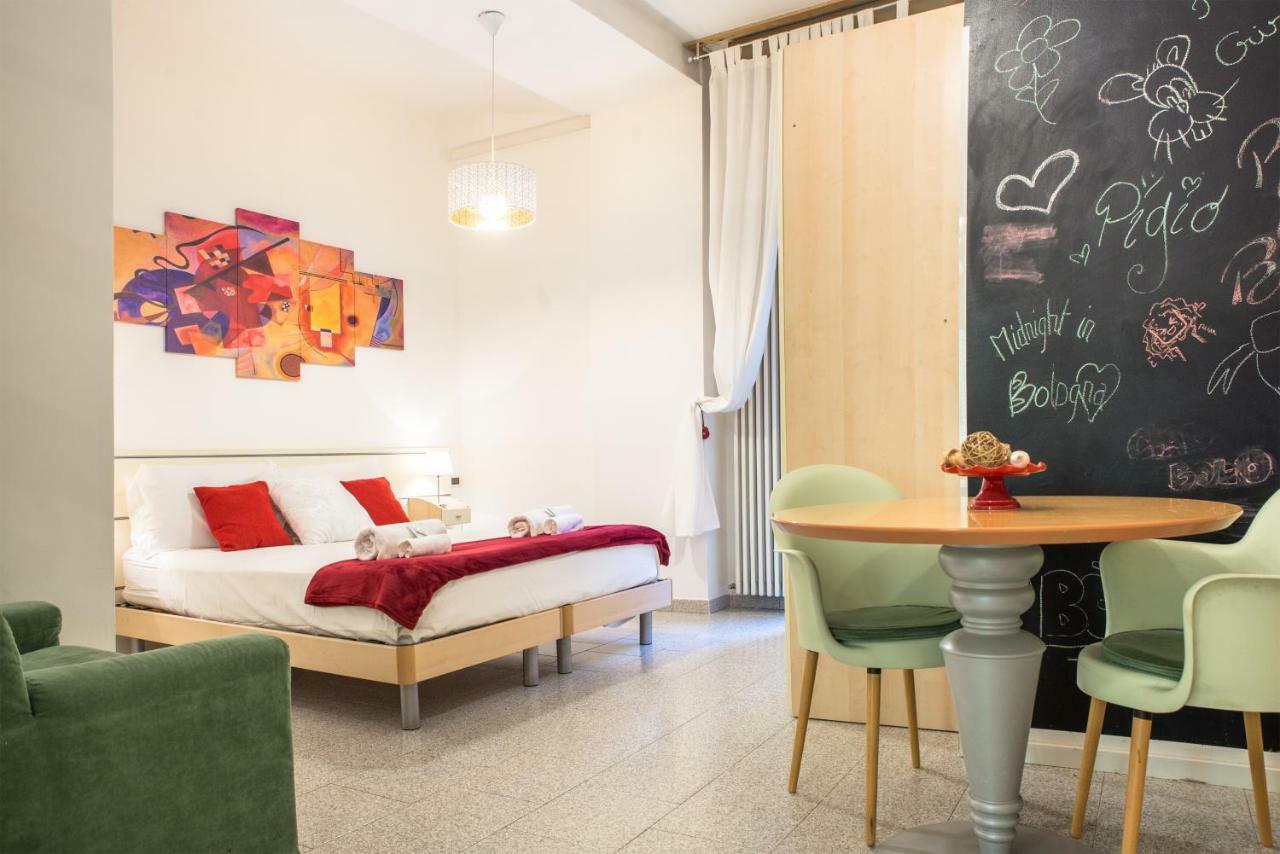 8- Tourist House Bologna - Light House - Self Check-In Apartment ภายนอก รูปภาพ