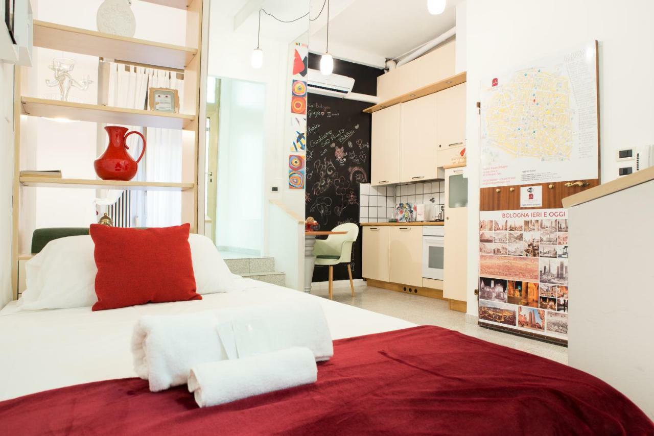 8- Tourist House Bologna - Light House - Self Check-In Apartment ภายนอก รูปภาพ
